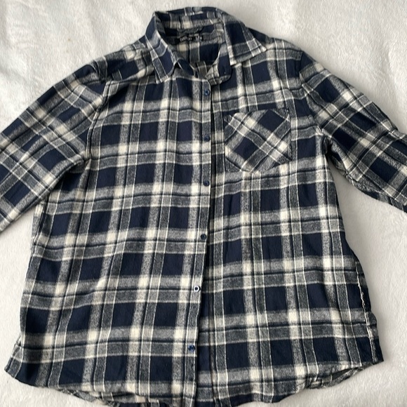 Boohoo grey and white flannel. Oversized. - Picture 1 of 2